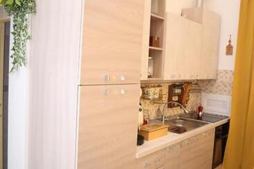 تختخواب و صبحانه Puglia Sunshine Guest House