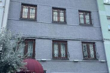 Comelivego Cihangir 12
