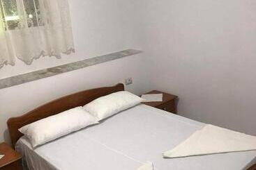 Hostel Xarba