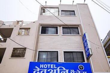 酒店 Dev Ani Palace