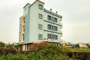 هتل Suncity Homes Bhubaneswar By Morservices
