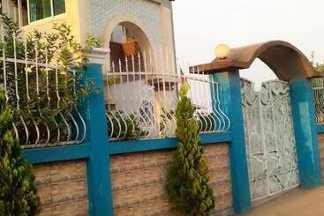 هتل Hôtel Arima