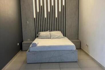 هتل Suites Lounge La Viga