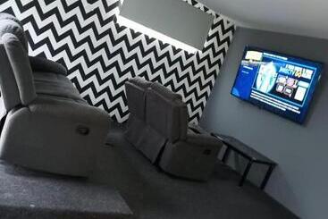 هتل Suites Lounge La Viga