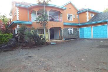 هتل The Gems Resort