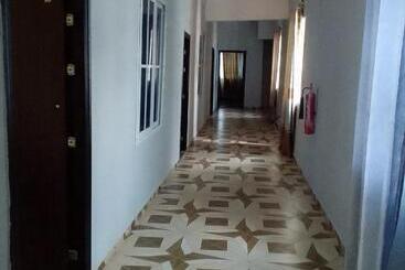 پانسیون Abj Guest House