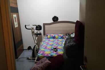 پانسیون New London Guest House Mirador Mansion 13floor