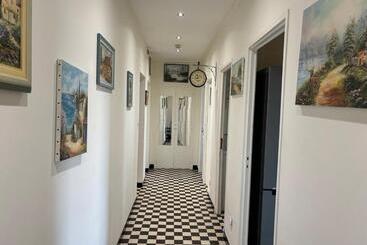 پانسیون Brinette Room
