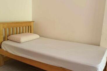 بنسيون Chery S Guesthouse