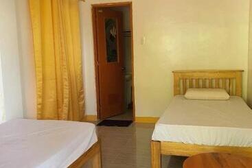 بنسيون Chery S Guesthouse