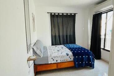 پانسیون De La Rosa Home