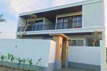 پانسیون Henrynatha Guesthouse