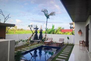 پانسیون Henrynatha Guesthouse