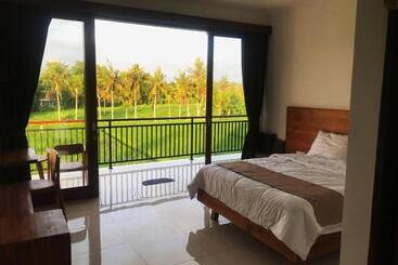 پانسیون Henrynatha Guesthouse