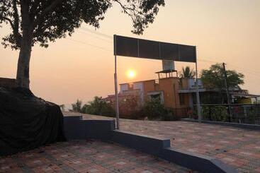 پانسیون Swarga Homestay