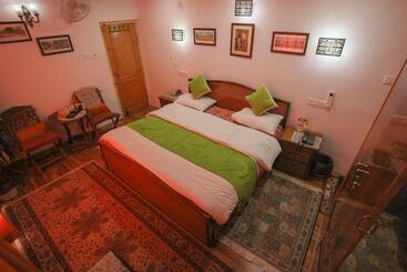 استراحتگاه The River Front Luxury Cottage By Stay Pattern