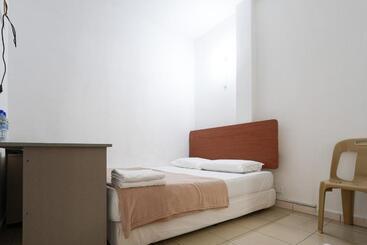Amrise Hotel 12
