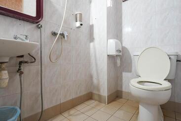Amrise Hotel 12