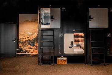 Capsule Hotel   Chapter Lucerne
