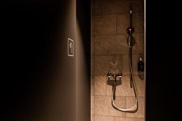 Capsule Hotel   Chapter Lucerne