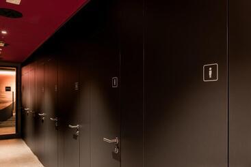 Capsule Hotel   Chapter Lucerne
