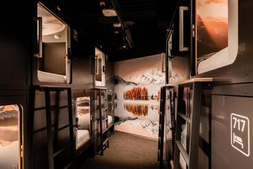 Capsule Hotel   Chapter Lucerne