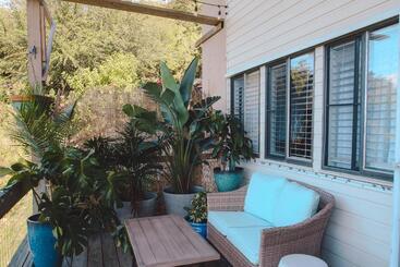 Cruz Bay Tropical Condo