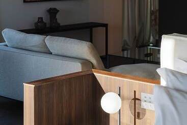 هتل Le Cattedrali Relais By Laqua Collection