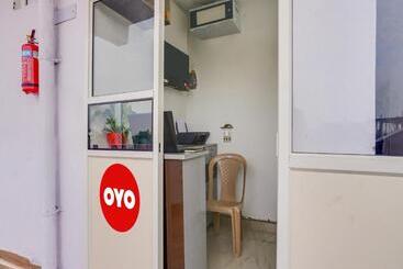 هتل Oyo Stay Happy