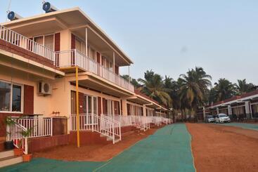 호텔 Sea Luxe Beach Resort