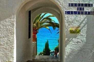 پانسیون Hc Calahonda Beach Nerja