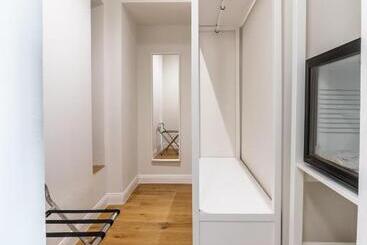 پانسیون Leovinci Rooms