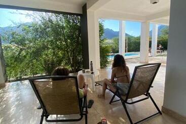 Qhawana Cabañas & Suites