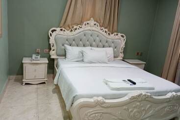 Agoms Hotel Owerri