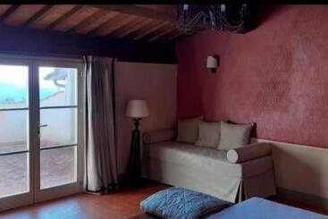 تختخواب و صبحانه Palazzina Dei Cacciatori