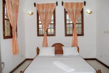 تختخواب و صبحانه Sulkhan Serviced Apartment