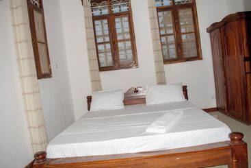 تختخواب و صبحانه Sulkhan Serviced Apartment