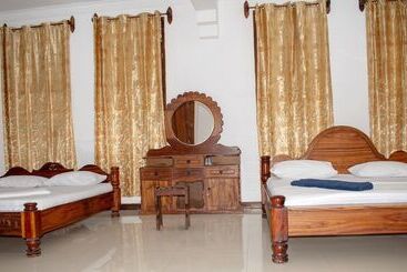 تختخواب و صبحانه Sulkhan Serviced Apartment