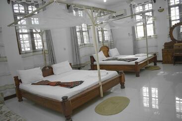 تختخواب و صبحانه Sulkhan Serviced Apartment