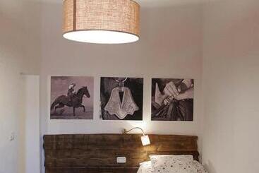 هتل Bio Agriturismo Corte Degli Ulivi