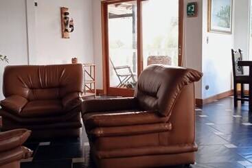 هتل Casa Linda Guatapé