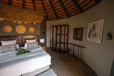 هتل Nsala Wilderness Camp