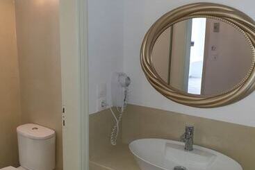 هتل Sagma Central Rooms