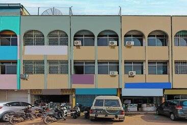 فندق Spot On 92554 Budi Homestay Syariahneargrand Batam Mall