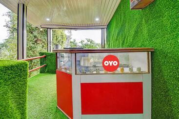 هتل Super Oyo Flagship Alpine Homestay