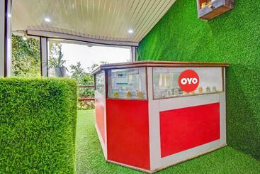 هتل Super Oyo Flagship Alpine Homestay