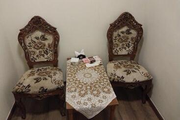 King Hostel Center