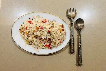 Krishna Garden Hotel & Restaurant