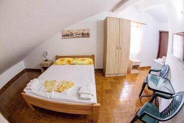 پانسیون Guest House Lotos