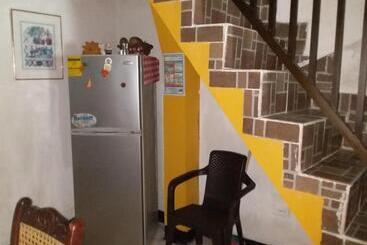 پانسیون Room In Apartment   Comfortable Inn Green Sea Villa Helen Kilometres 4 Circunvalar